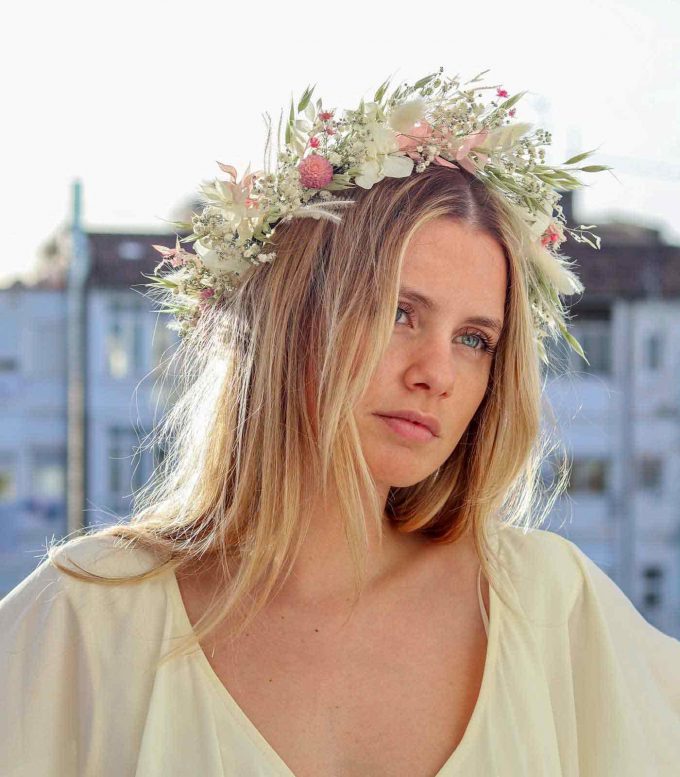 Corona de novia Alba (corona de flores para el pelo)