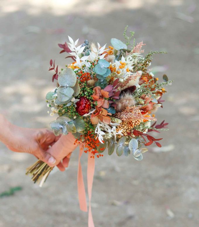 Ramo de novia en tonos rojos y naranjas - Ween