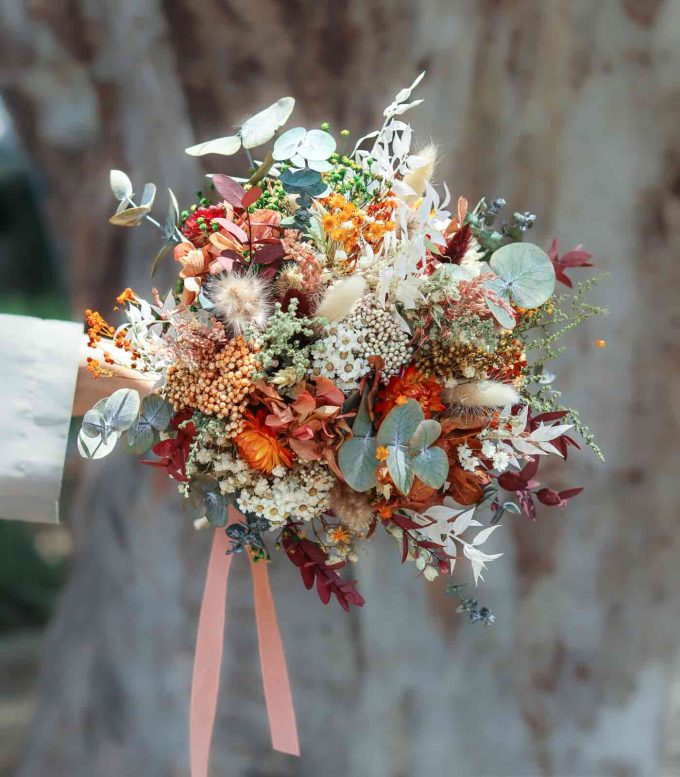 Ramo de novia en tonos rojos y naranjas - Ween