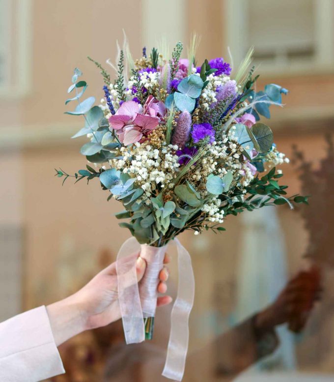 Ramo de novia Lila con hortensia preservada