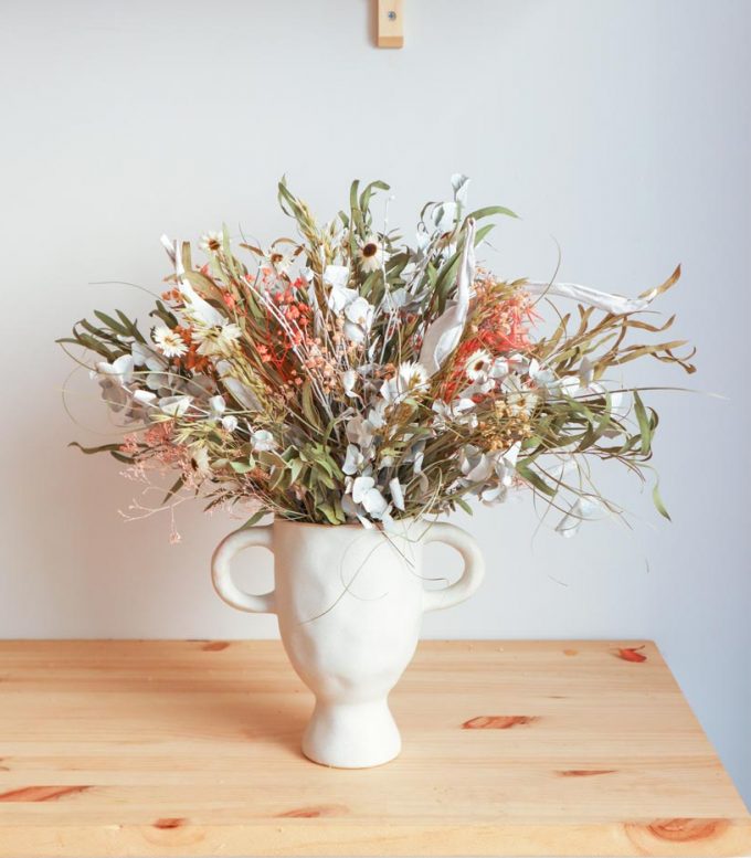 Centro de flores preservadas - Mimosa