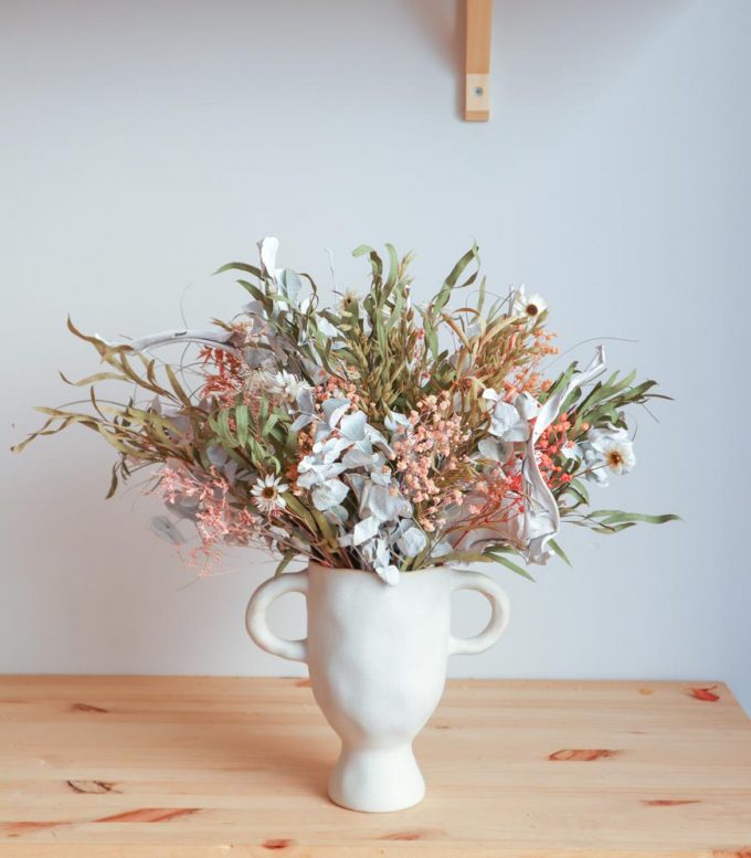 Centro de flores preservadas - Mimosa