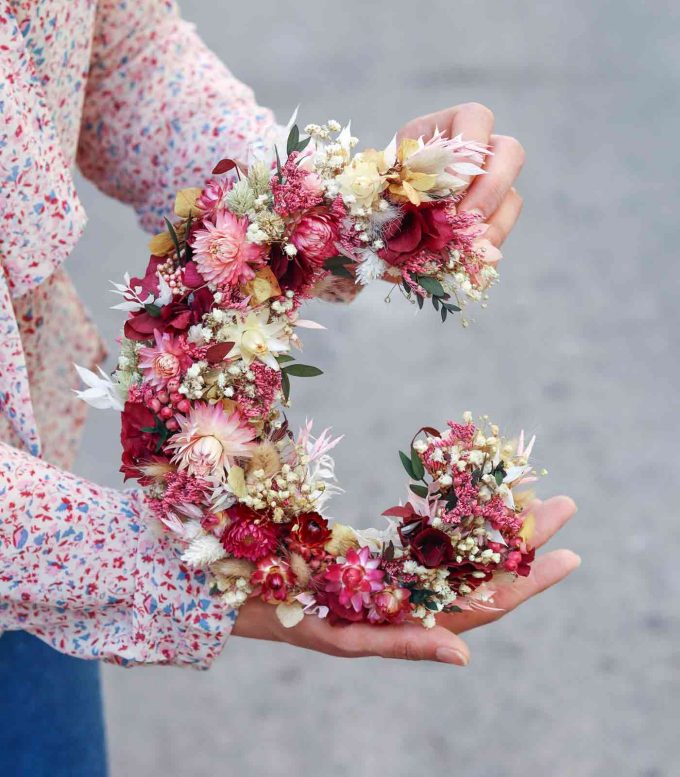 Letras de flores secas y preservadas personalizadas
